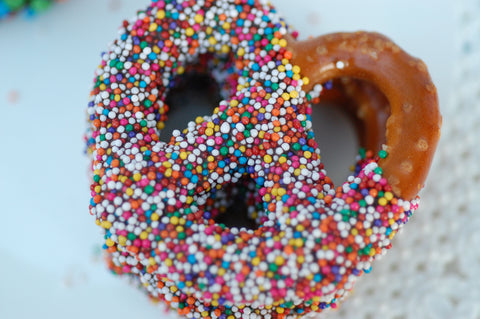 CHOCOLATE DIPPED PRETZEL TWISTS