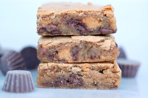 PEANUT BUTTER CUP BLONDIES