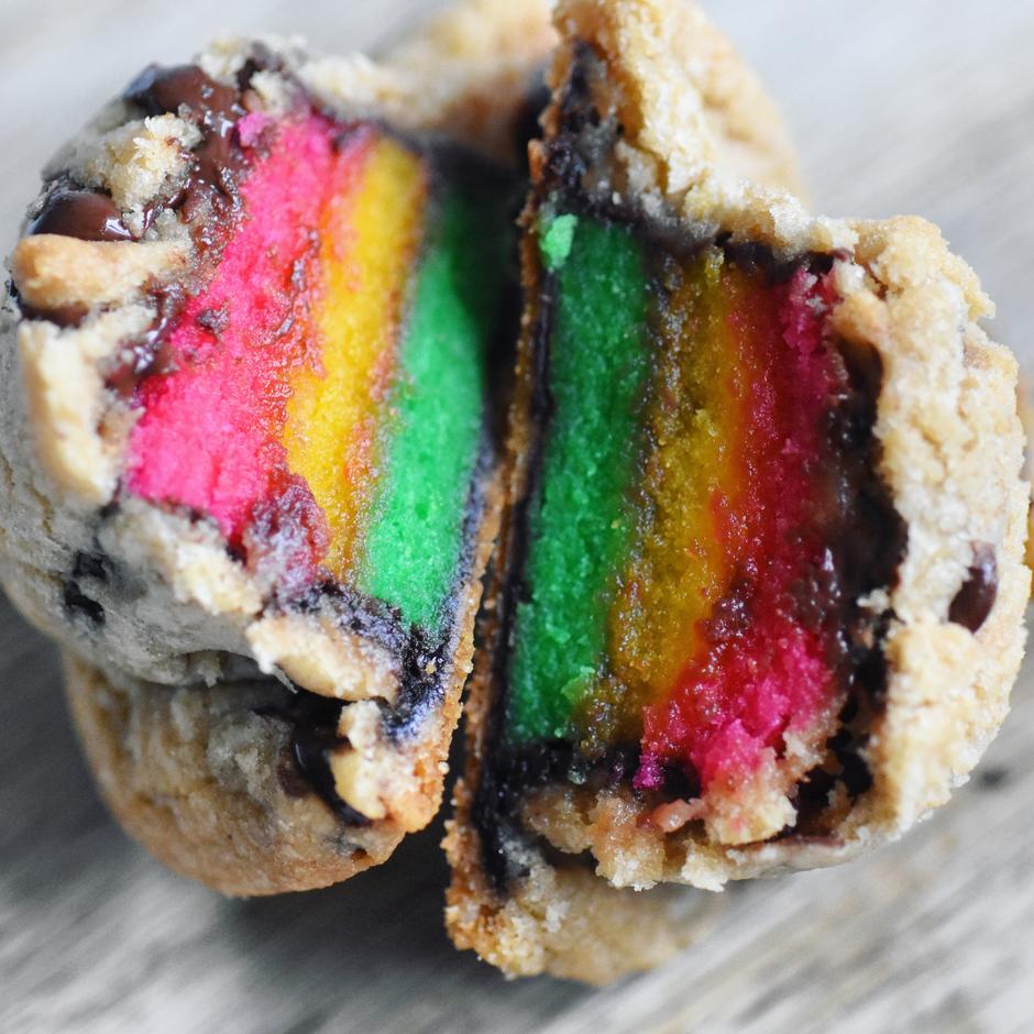 https://balaboostas-bakery.myshopify.com/collections/cakes/products/specialty-cakes
